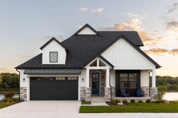 Best Roof Maintenance and Cleaning  in Moraine, OH